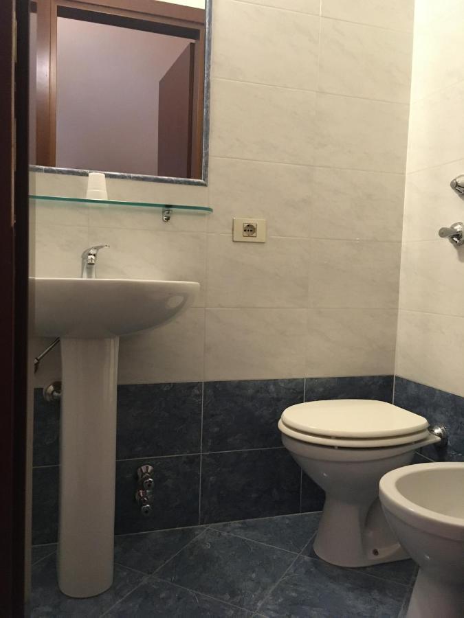 Hotel Capri 米兰 外观 照片