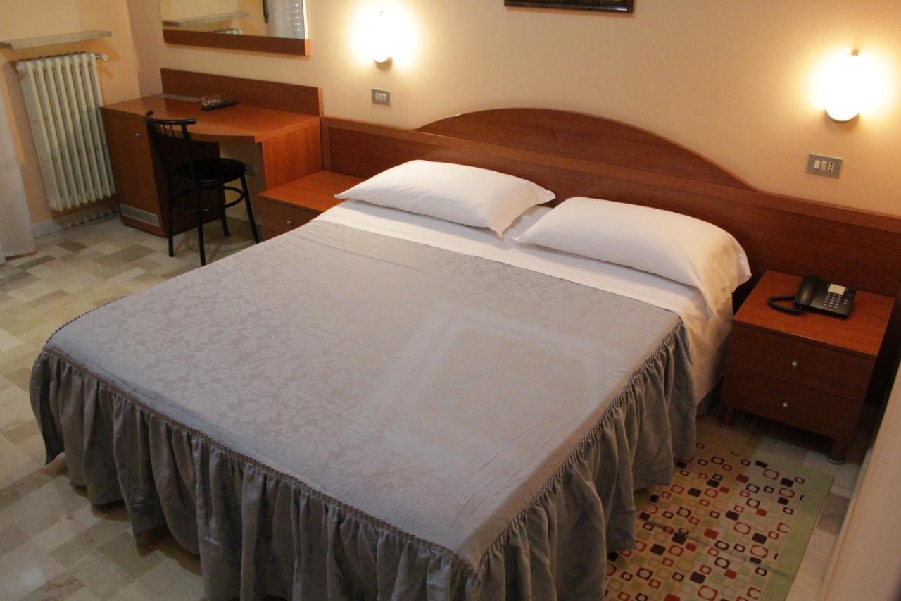 Hotel Capri 米兰 外观 照片